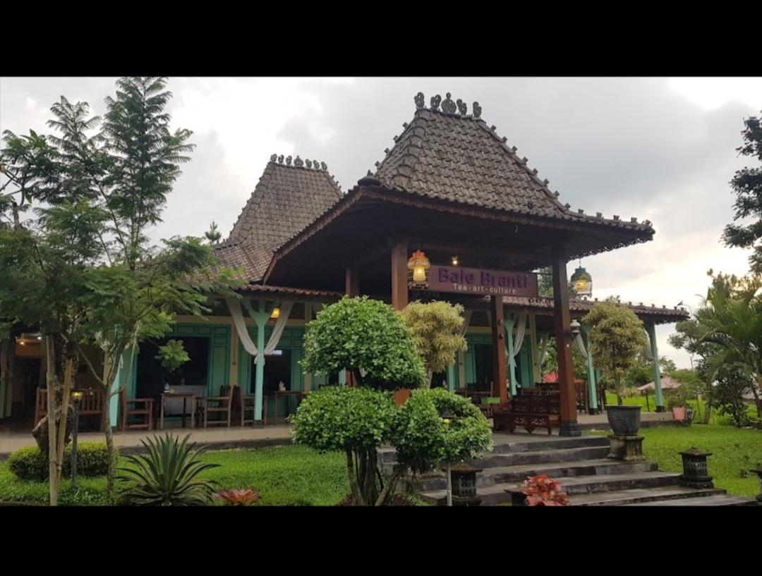Foto vendor VENUE Bale Branti