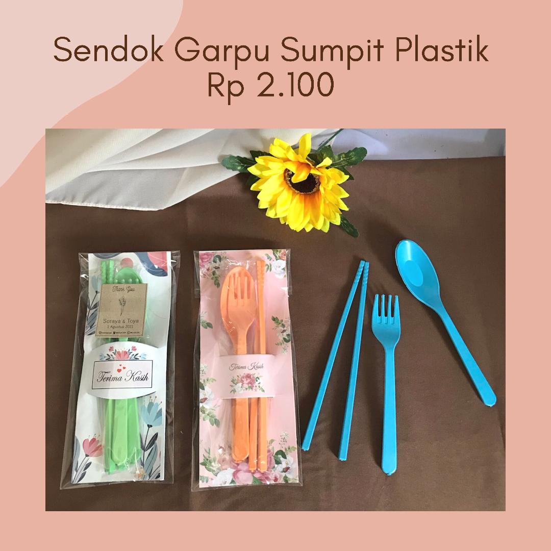 Foto vendor SOUVENIR KOSAN SOUVENIR Paket Sendok Garpu Sumpit Plastik