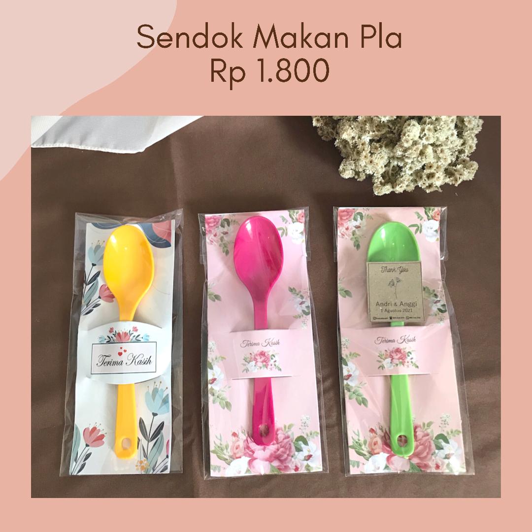 Foto vendor SOUVENIR KOSAN SOUVENIR Paket Sendaok Makan Pla