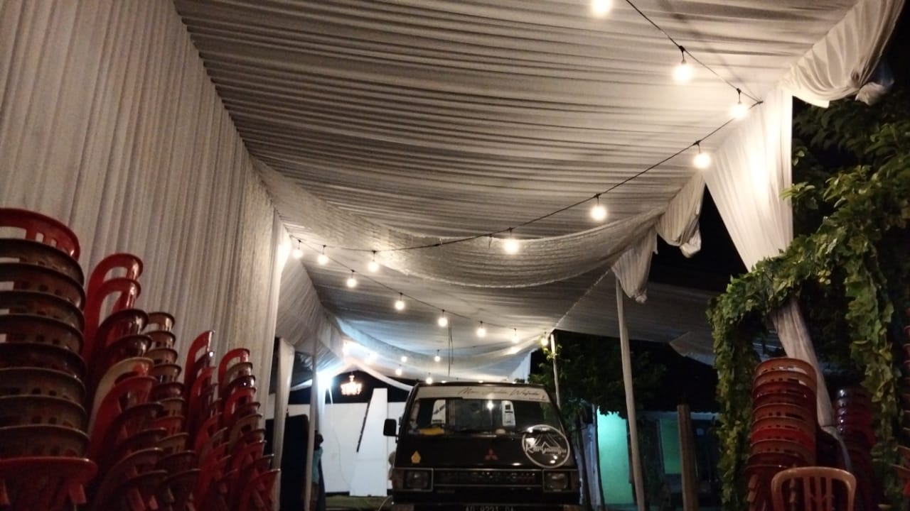 Foto vendor TENDA KURSI karyamajutenda Paket Tenda plafon serut aksesories lampu 