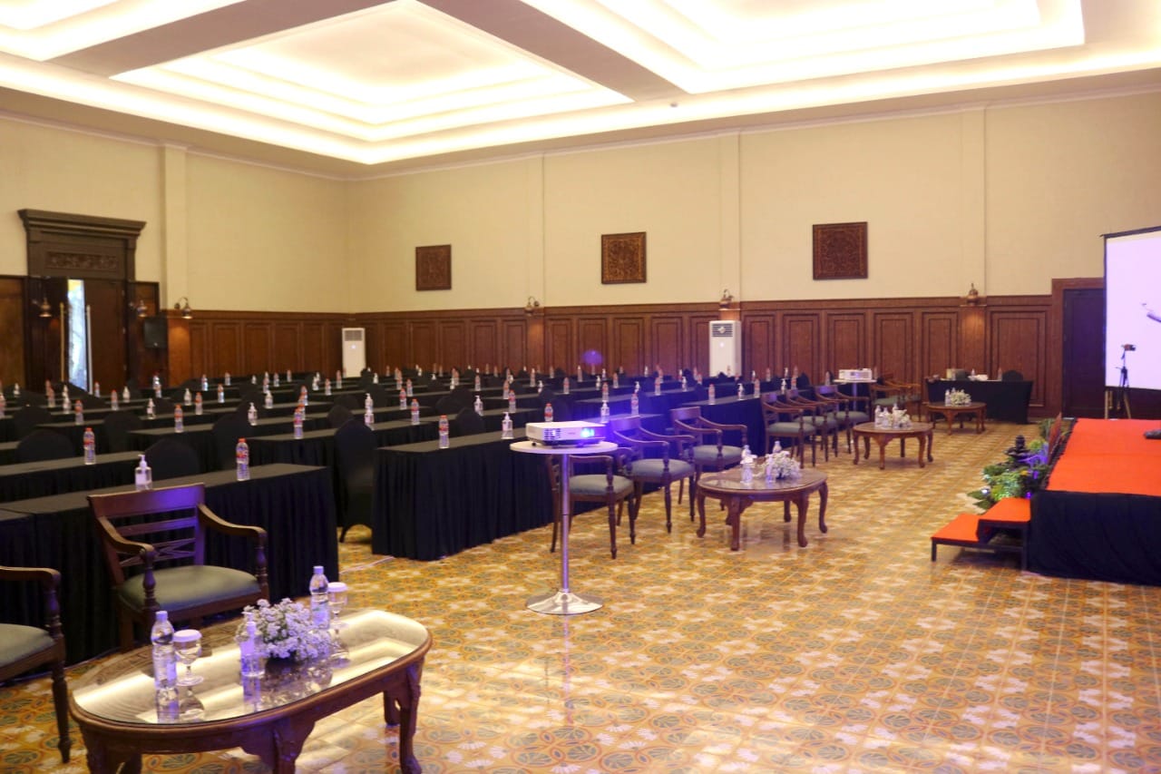 Foto vendor VENUE Ramada Suites Solo Paket bharata room 