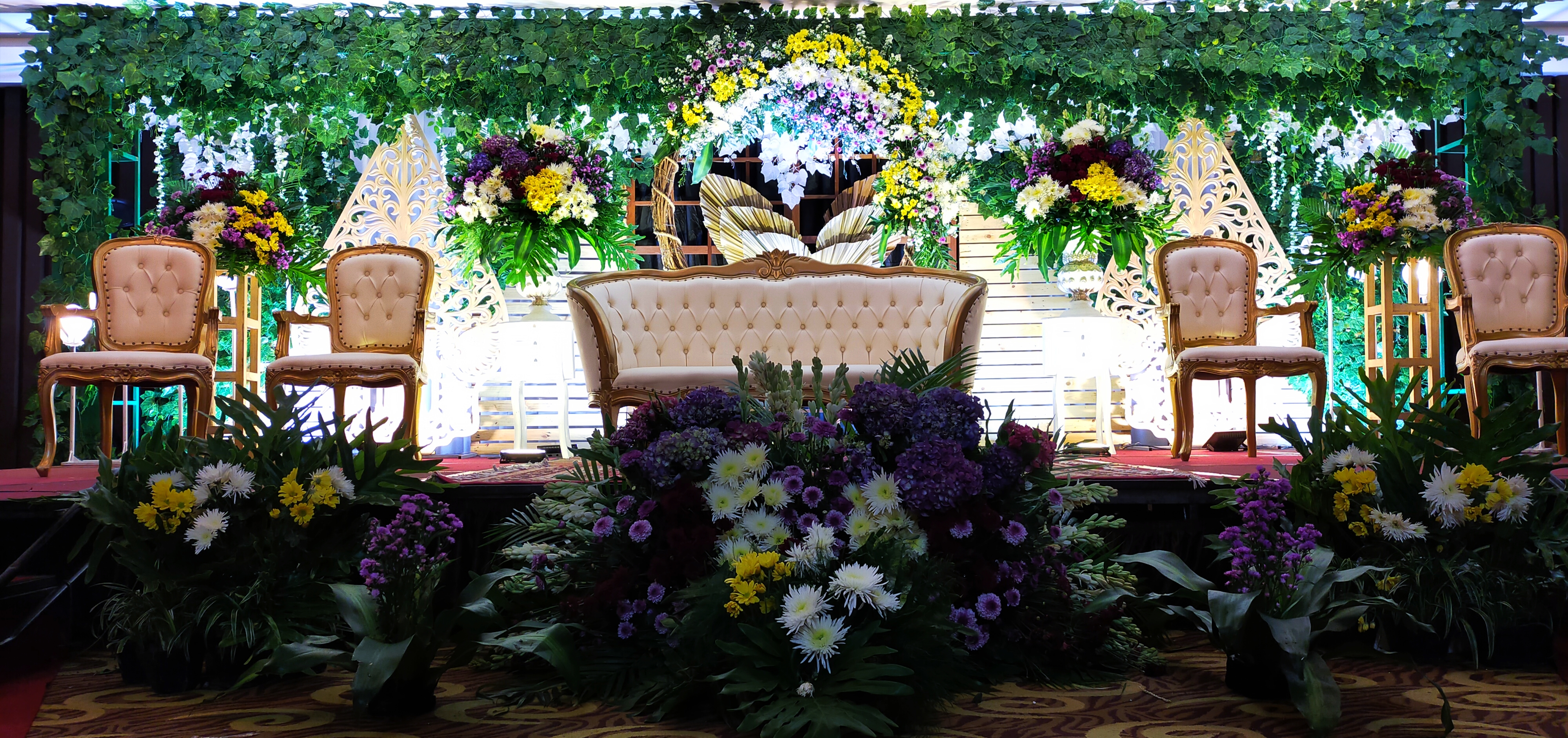 Foto vendor DEKORASI Bunga tulip Decoration Paket Paket rustik 