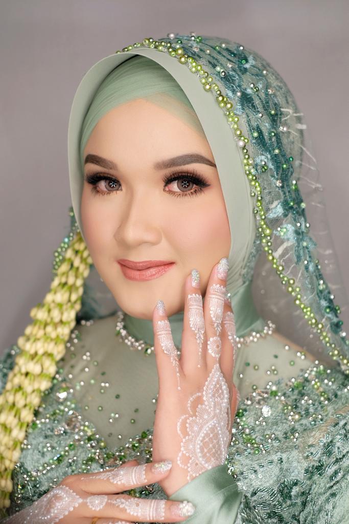Foto vendor MUA dewi makeup Paket solo putri/sunda siger/muslim jawa ( Tanpa Jaga Kado ) 
